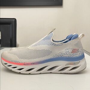 SKECHERS ARCH FIT GUIDE STEP SLIP-ON SNEAKERS WOMENS SIZE 7.5